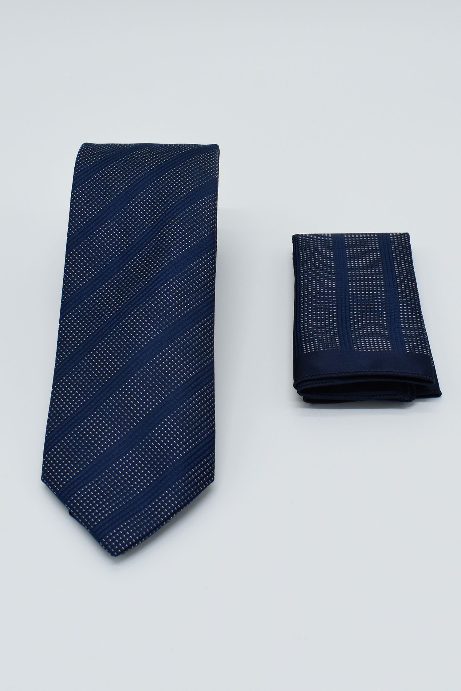 ΓΡΑΒΑΤΑ ΜΠΛΕ ΡΙΓΑ